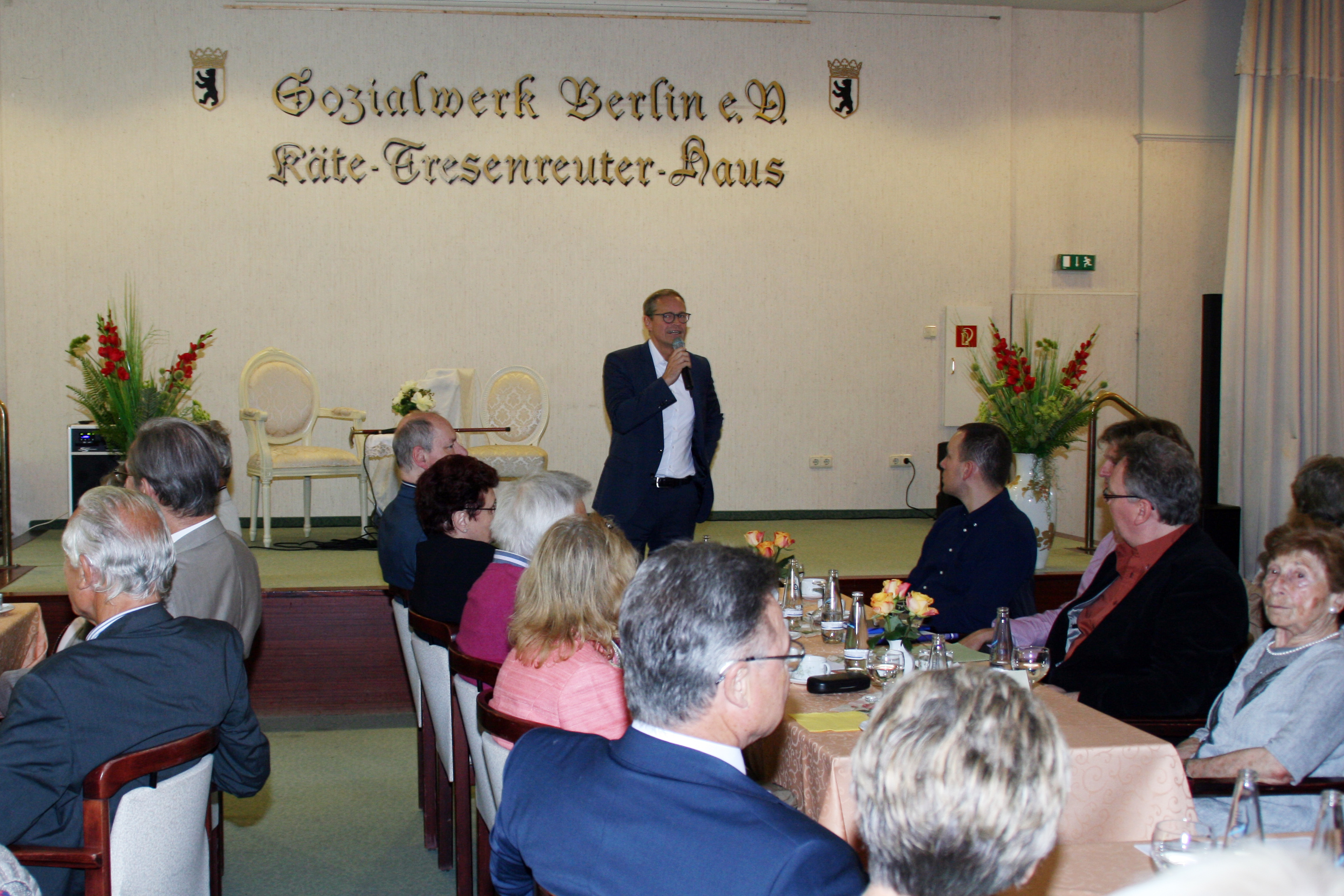 Michael Müller im Käte-Tresenreuter-Haus