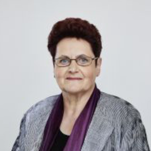  Eveline Lämmer